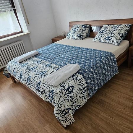 Gemuetliche Gaeste Suite Fuer Ruhige Naechte. Zentral Ichenhausen Exterior photo