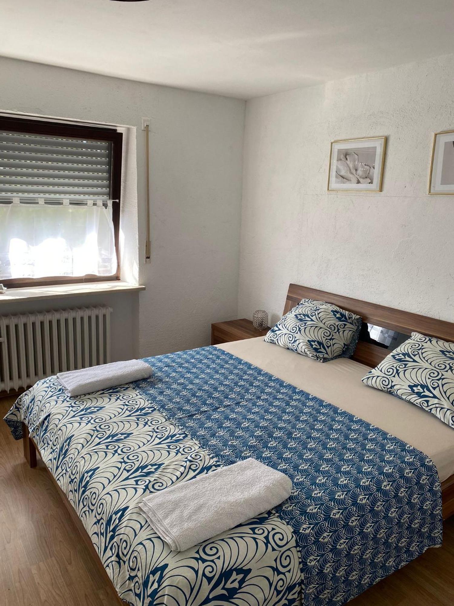 Gemuetliche Gaeste Suite Fuer Ruhige Naechte. Zentral Ichenhausen Exterior photo